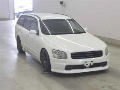 NISSAN STAGEA