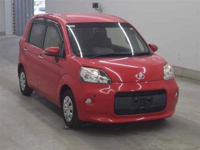 TOYOTA PORTE