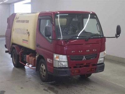 MITSUBISHI CANTER