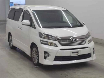 TOYOTA VELLFIRE