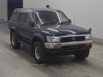 TOYOTA HILUX SURF