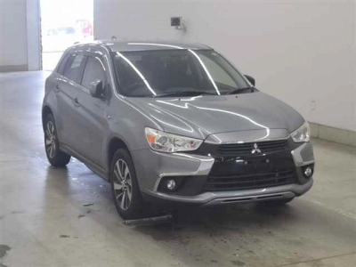 MITSUBISHI RVR