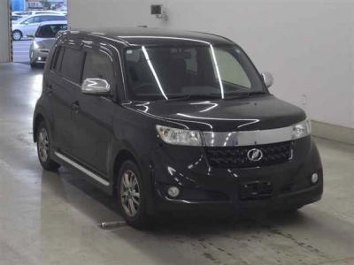 TOYOTA BB
