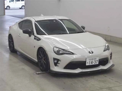 TOYOTA 86