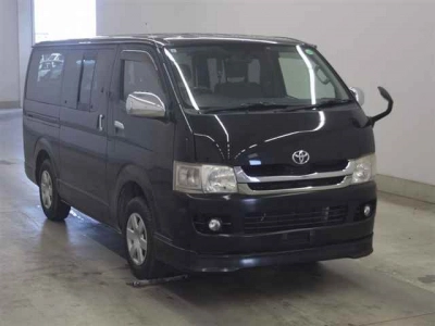 TOYOTA REGIUS VAN