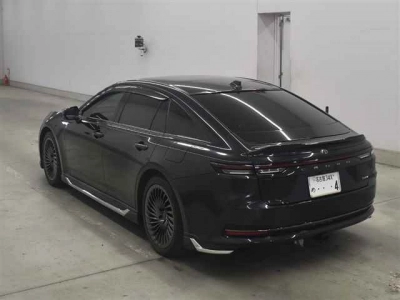 TOYOTA CROWN HYBRID