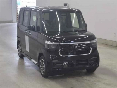 HONDA N BOX CUSTOM
