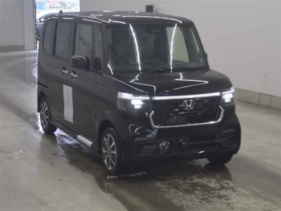 HONDA N BOX CUSTOM
