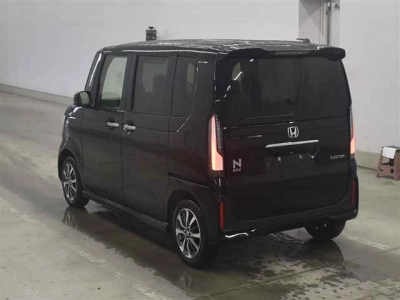 HONDA N BOX CUSTOM