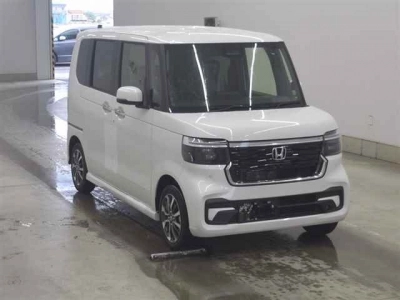 HONDA N BOX CUSTOM