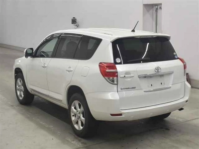 TOYOTA VANGUARD
