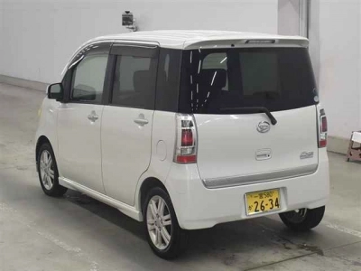 DAIHATSU TANTO EXE