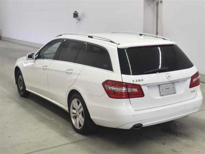MERCEDES BENZ E CLASS STATION WAGON
