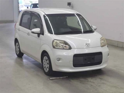 TOYOTA PORTE