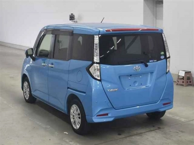 TOYOTA TANK