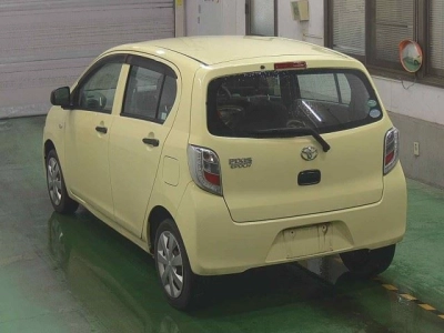 TOYOTA PIXIS EPOCH