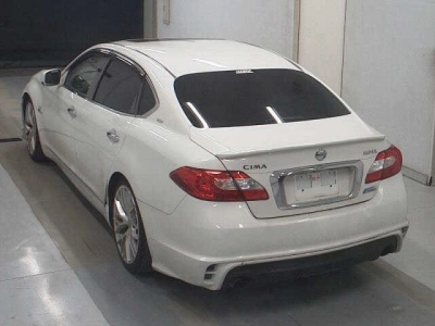 NISSAN CIMA