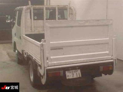 TOYOTA DYNA