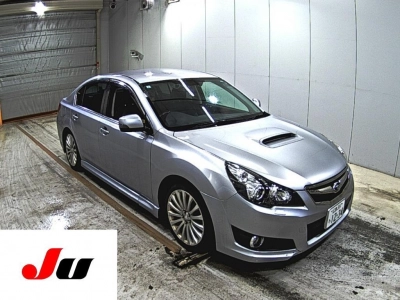 SUBARU LEGACY B4
