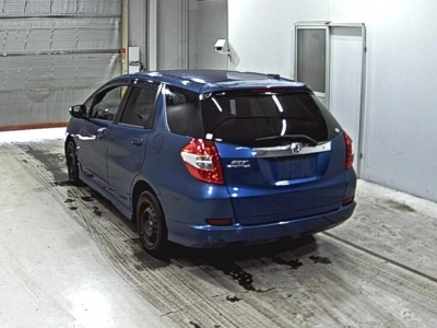 HONDA FIT SHUTTLE