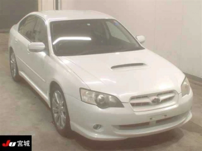 SUBARU LEGACY B4