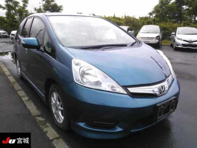 HONDA FIT SHUTTLE