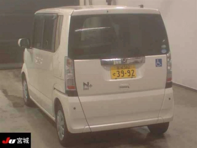 HONDA N BOX +