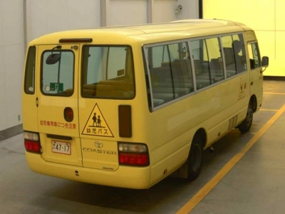 TOYOTA COASTER