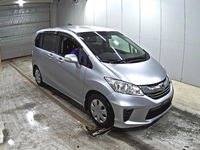 HONDA FREED