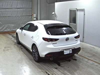 MAZDA MAZDA3 FASTBACK