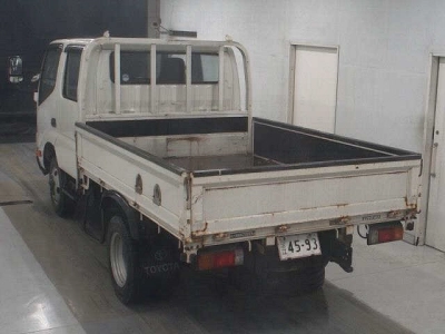 TOYOTA DYNA