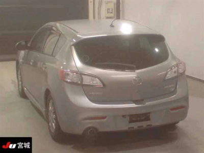 MAZDA AXELA SPORT