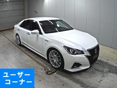 TOYOTA CROWN HYBRID