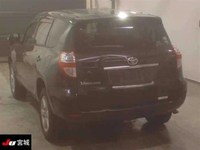 TOYOTA VANGUARD