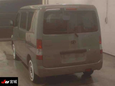 TOYOTA TOWN ACE VAN