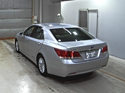 TOYOTA CROWN HYBRID