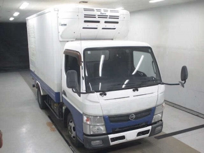 NISSAN NT450 ATLAS