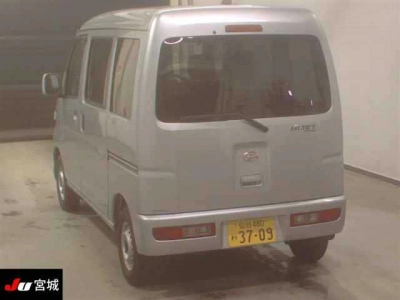 DAIHATSU HIJET VAN