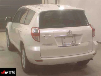 TOYOTA VANGUARD