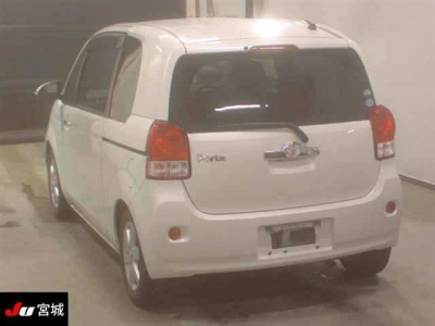 TOYOTA PORTE