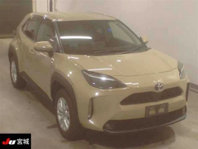 TOYOTA YARIS CROSS