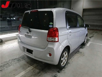 TOYOTA PORTE