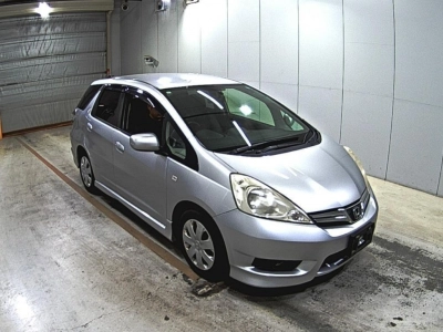 HONDA FIT SHUTTLE