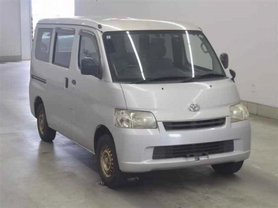 TOYOTA TOWN ACE VAN