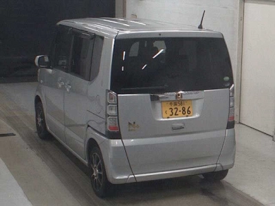 HONDA N BOX +