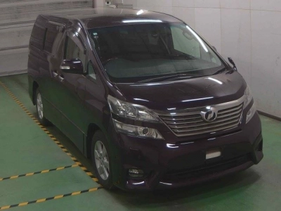 TOYOTA VELLFIRE