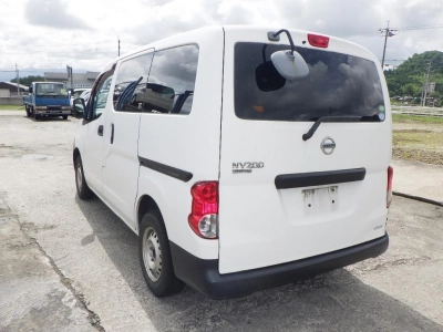 NISSAN NV200 VANETTE VAN