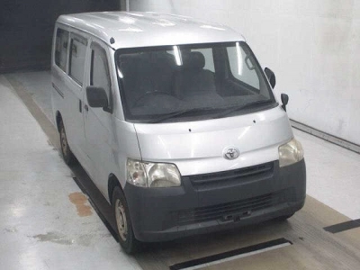 TOYOTA TOWN ACE VAN
