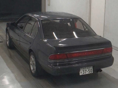 NISSAN MAXIMA