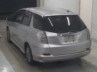 HONDA FIT SHUTTLE